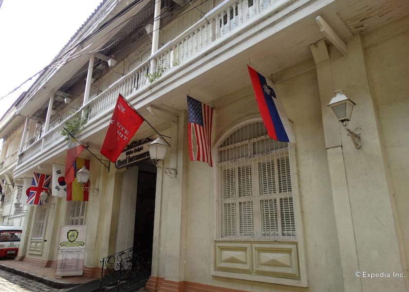  Manila Front of property