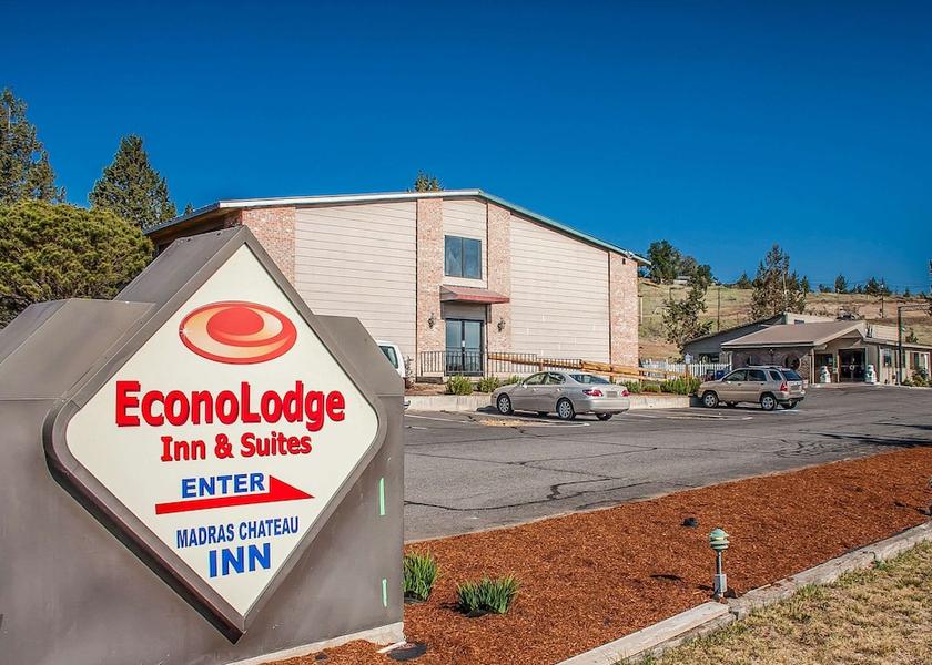 Oregon Madras Exterior Detail