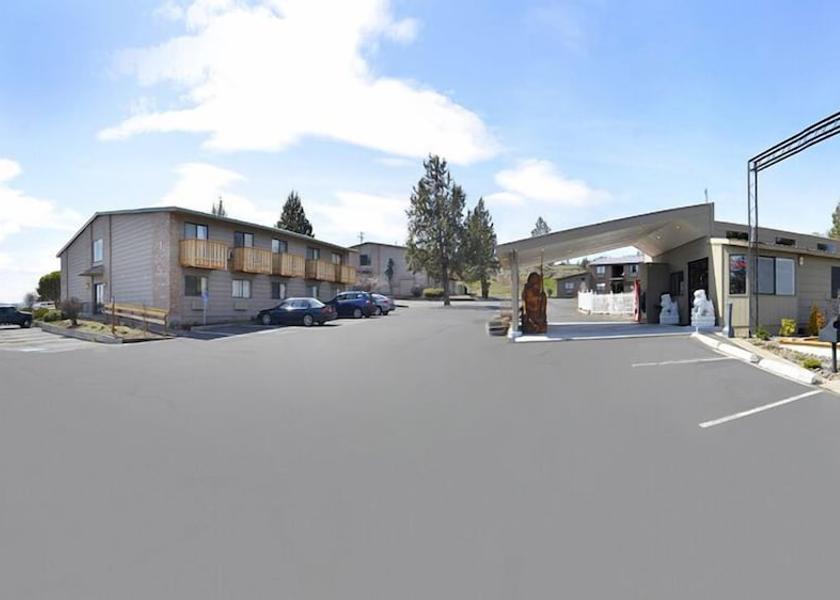 Oregon Madras Exterior Detail