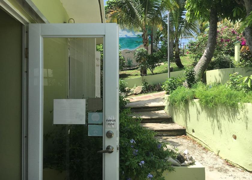  Vieques Exterior Detail