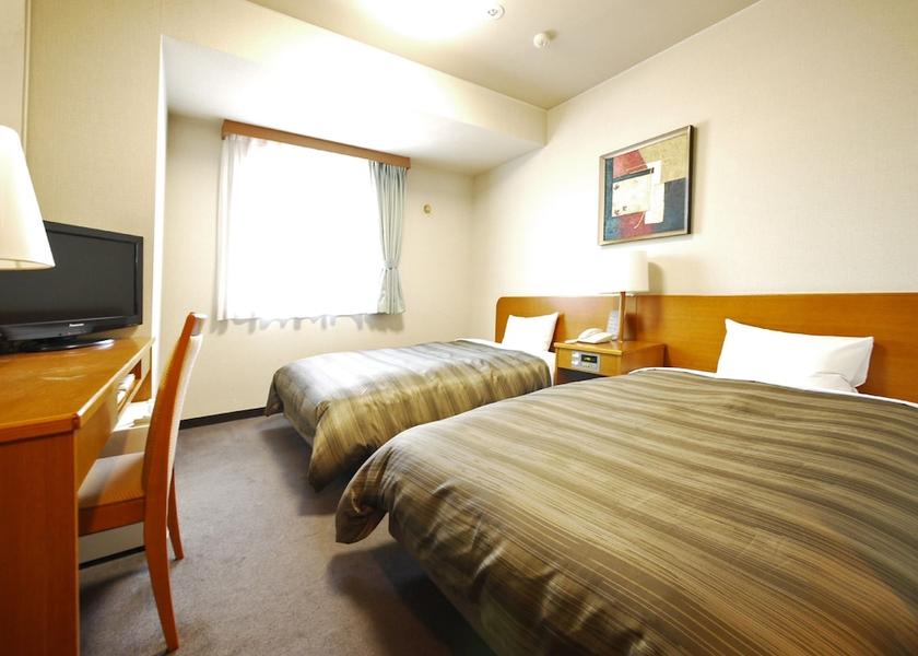 Mie Iga ROOM, TWIN BEDS, SMOKING