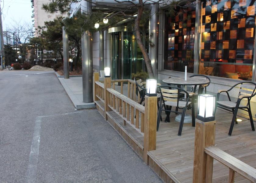  Incheon Exterior