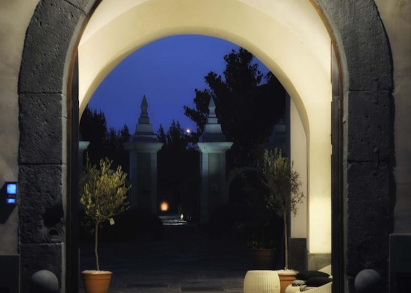 Campania Cercola Exterior Detail