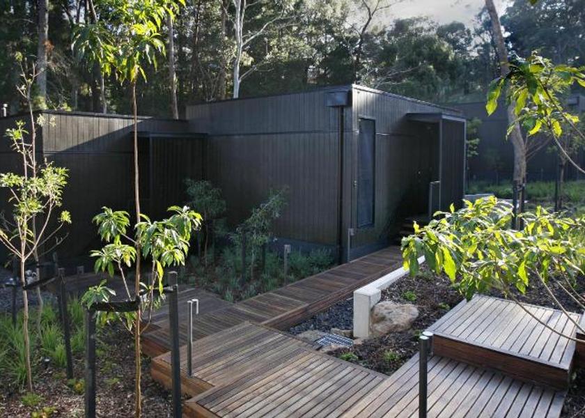 Victoria Hepburn Springs Garden