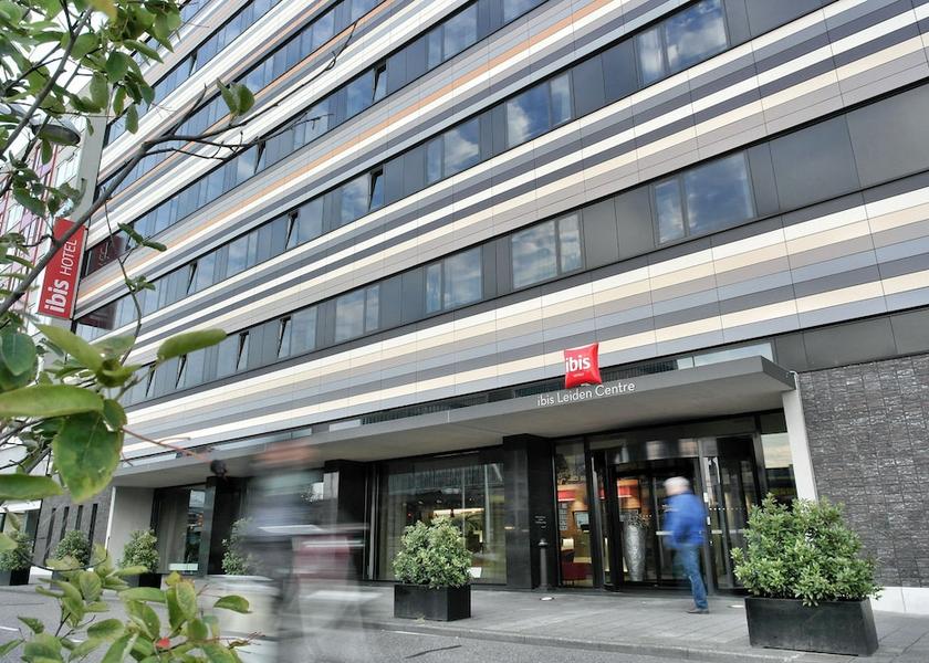 South Holland Leiden Entrance