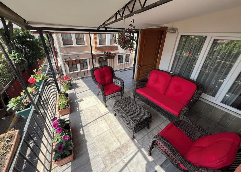  Istanbul Terrace