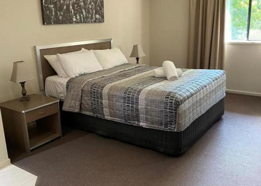 Queensland Hillcrest Triple Room - Disability Access