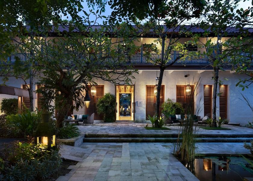 Bali Denpasar Front of property