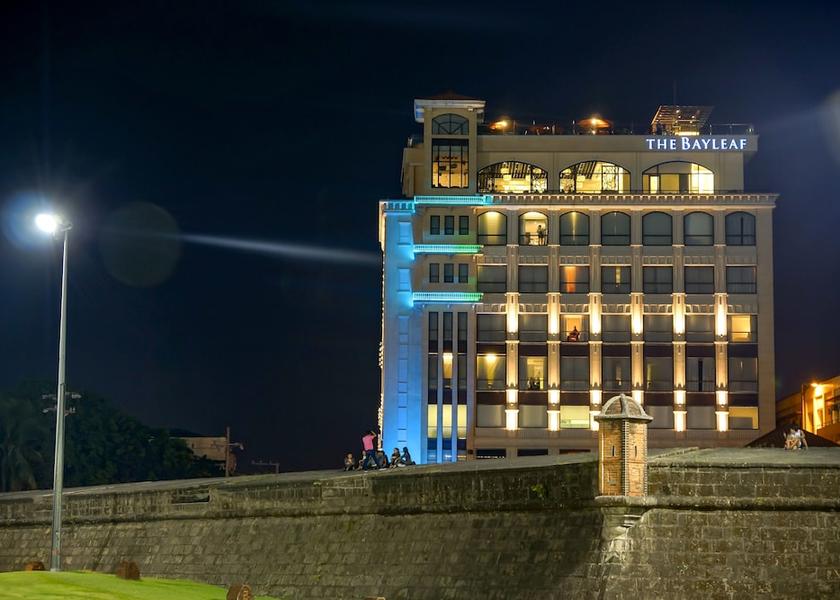  Manila Exterior