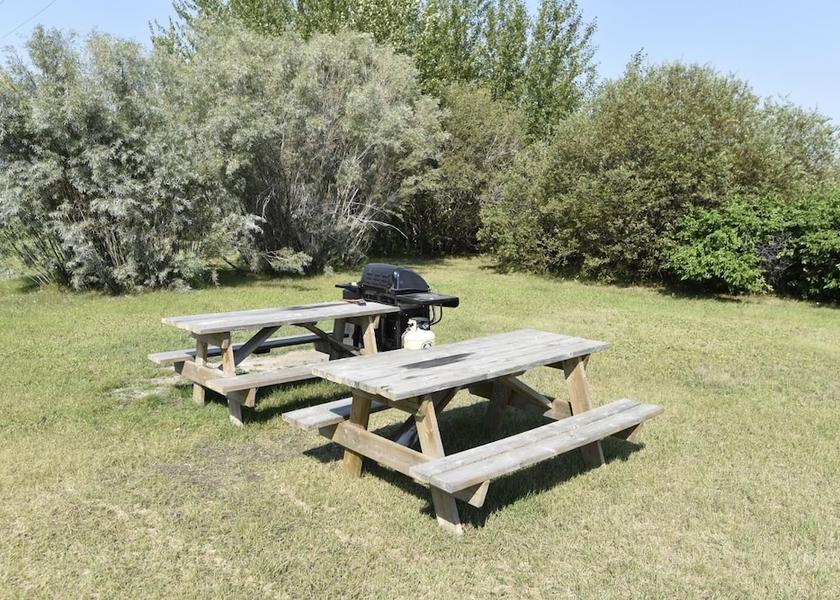 Saskatchewan North Battleford Property Grounds