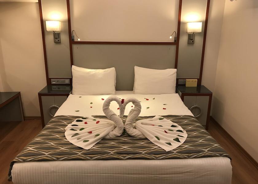  Istanbul Room