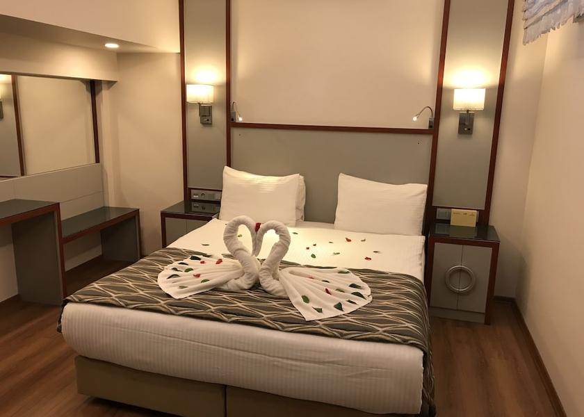  Istanbul Room