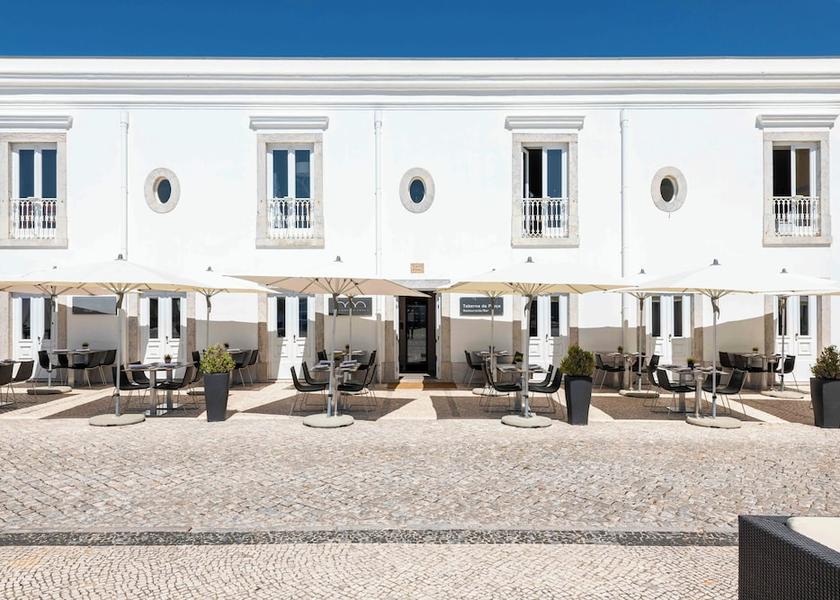  Cascais Restaurant