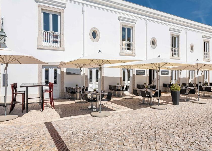  Cascais Restaurant