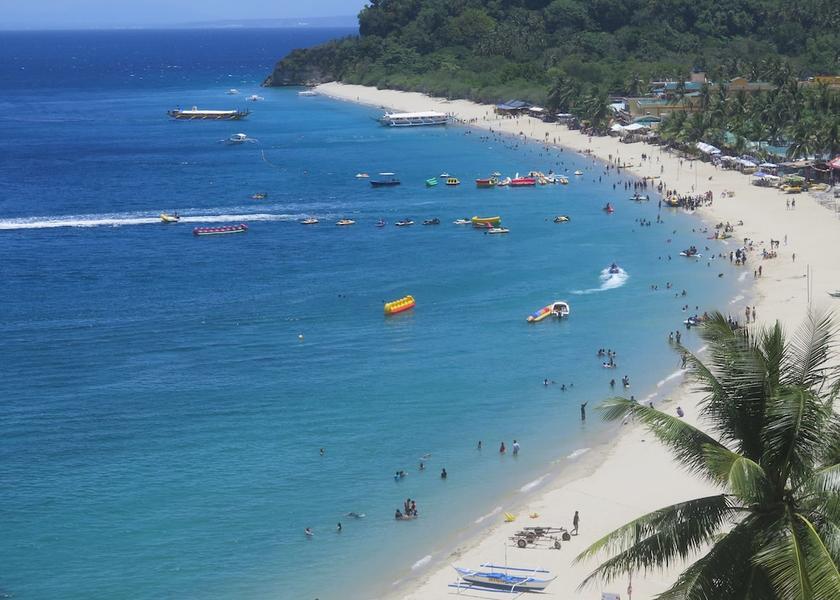  Puerto Galera Sports Bar