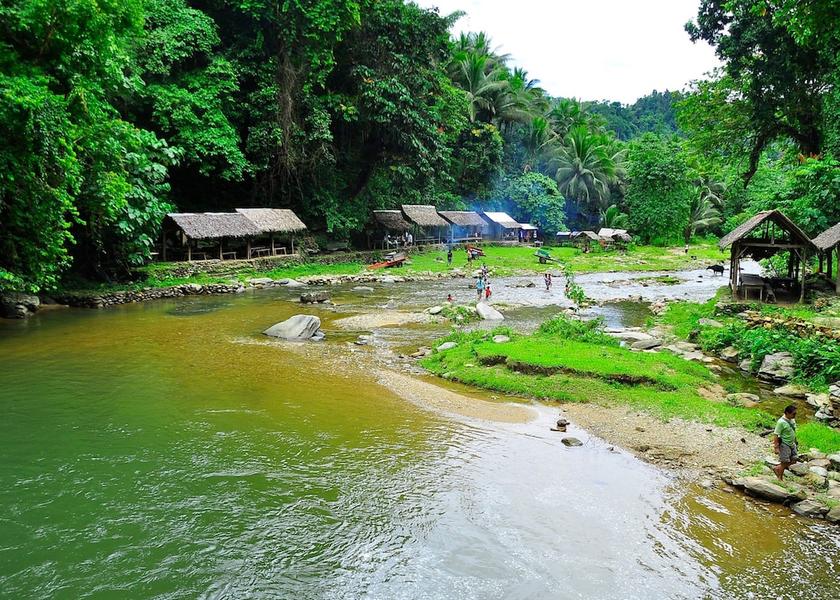  Puerto Galera Hiking