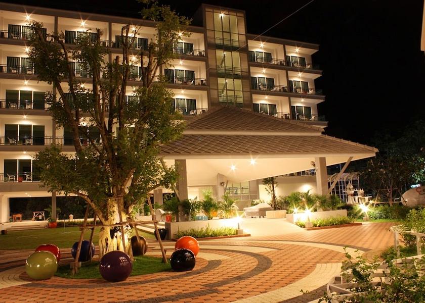 Phetchaburi Province Cha-am Exterior
