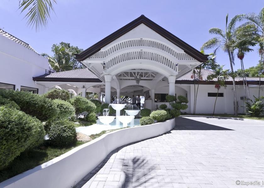 Central Visayas Lapu-Lapu Exterior Detail