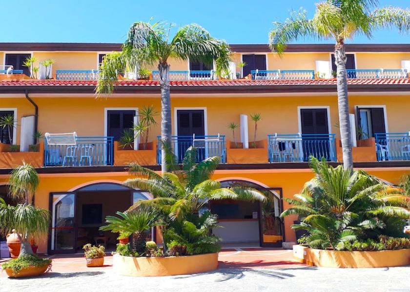 Calabria Ricadi Exterior Detail