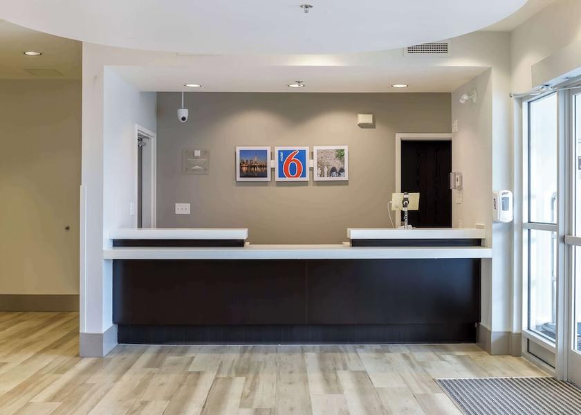 Manitoba Headingley Lobby