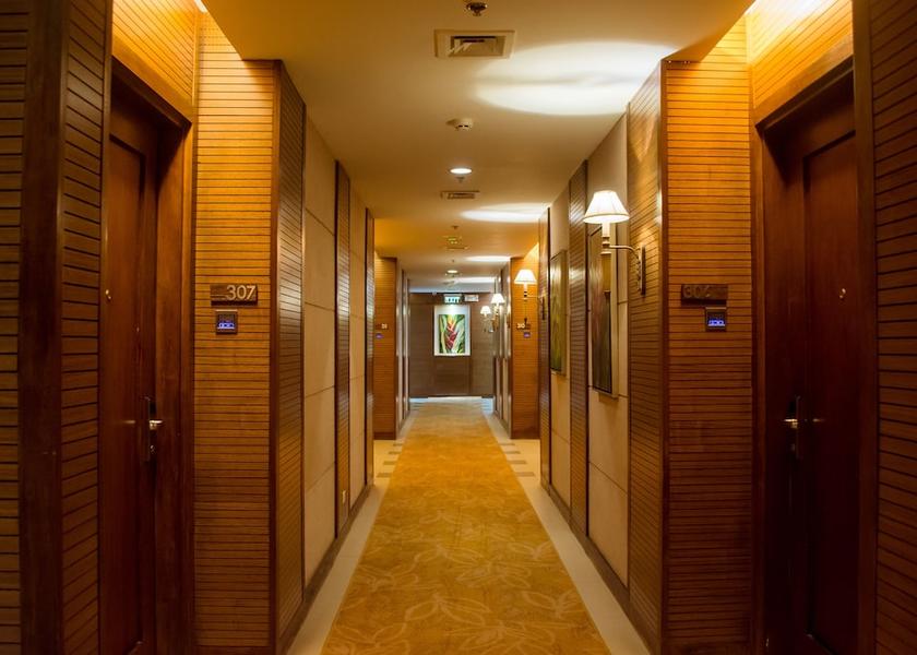  Quezon City Hallway