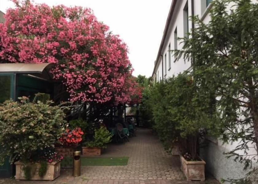 Lombardy Porto Mantovano Property grounds