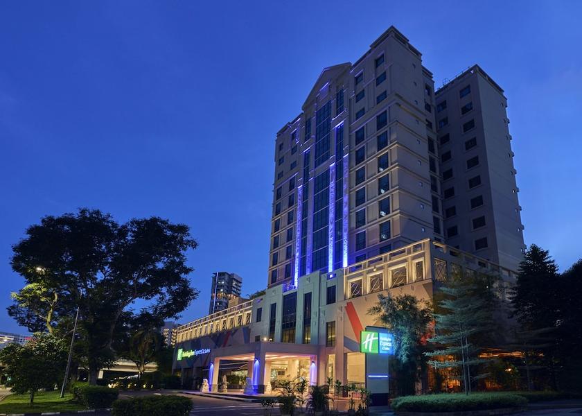  Singapore Exterior Detail