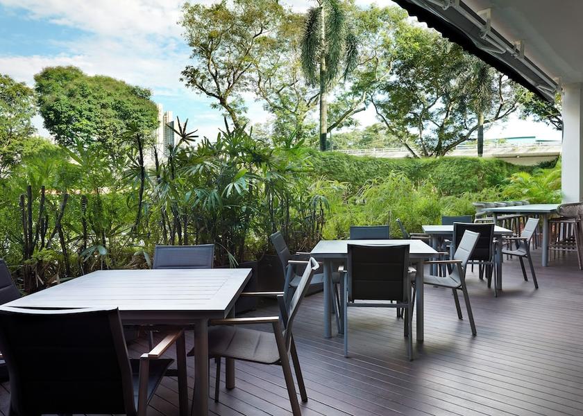  Singapore Restaurant