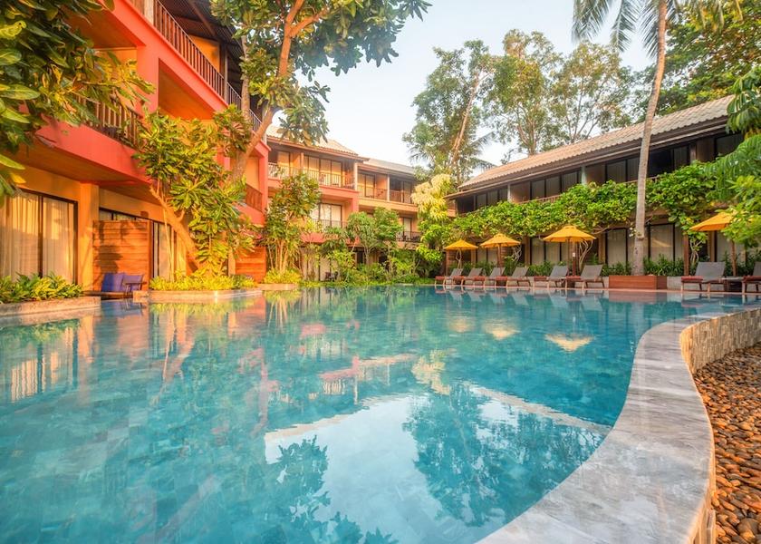 Surat Thani Koh Phangan Facade