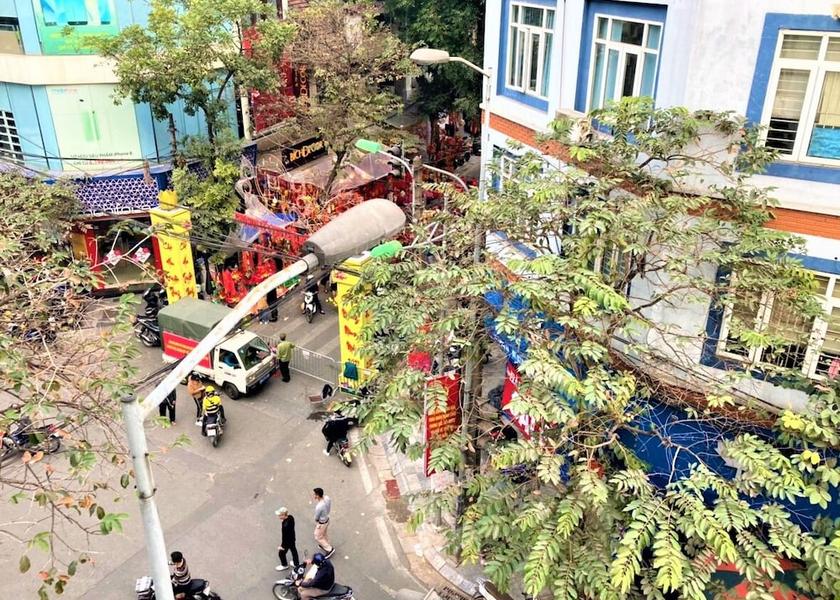  Hanoi Exterior Detail