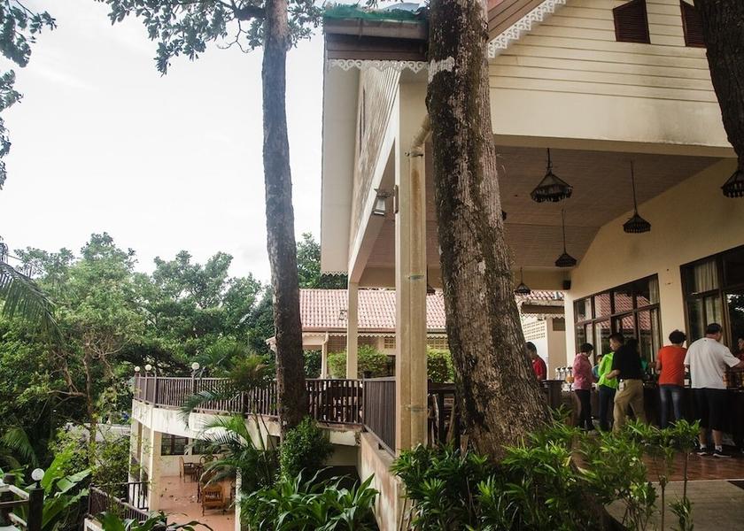 Trat Province Ko Chang Breakfast area