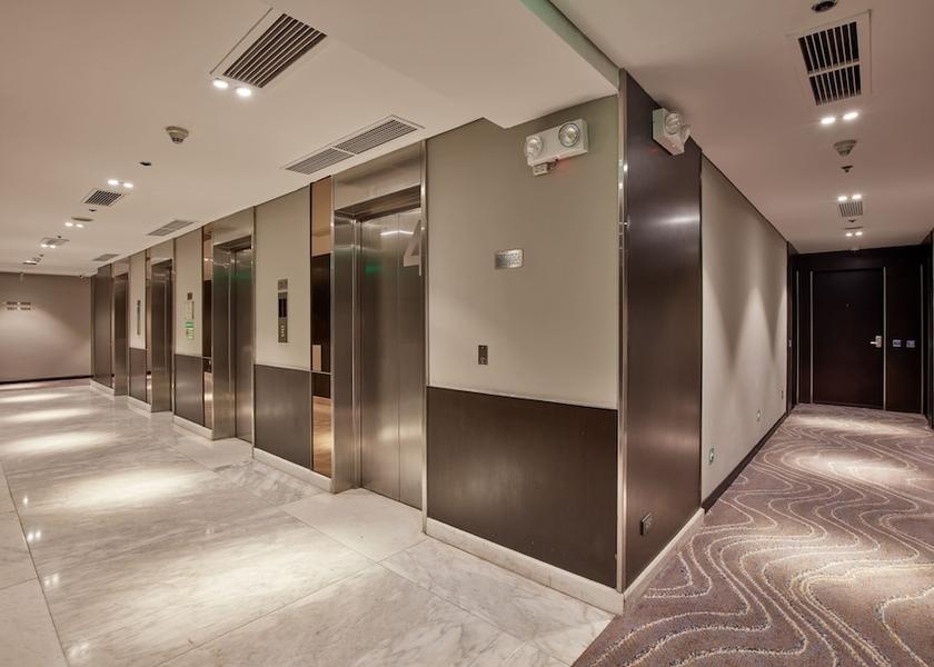  Taguig Hallway