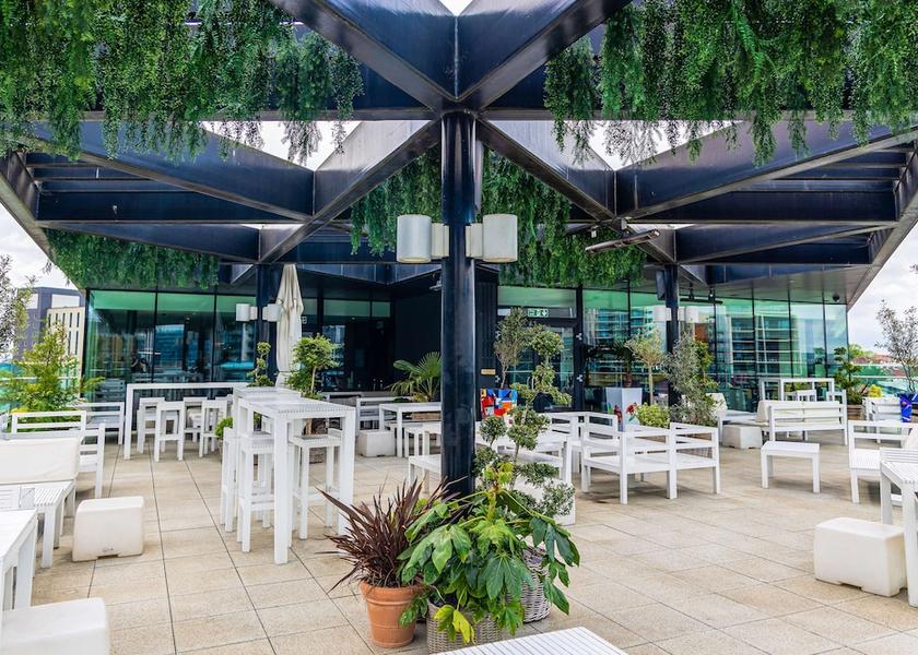 England Wembley Restaurant
