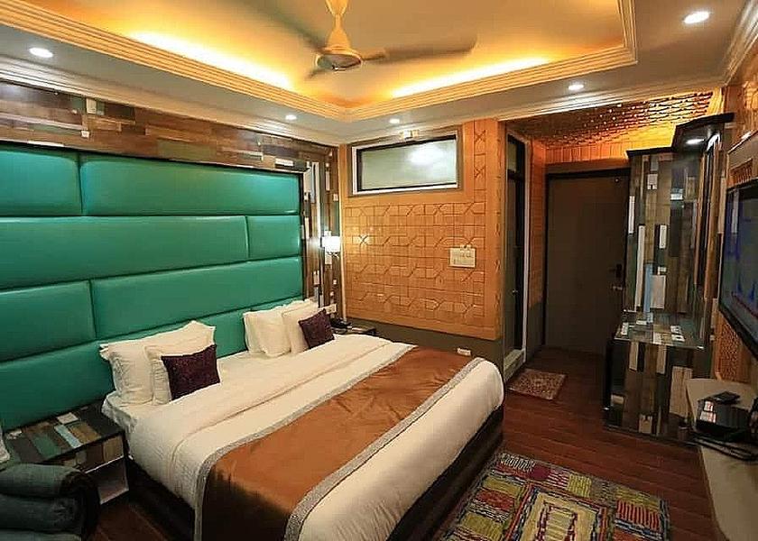 Jammu and Kashmir Srinagar Deluxe Room