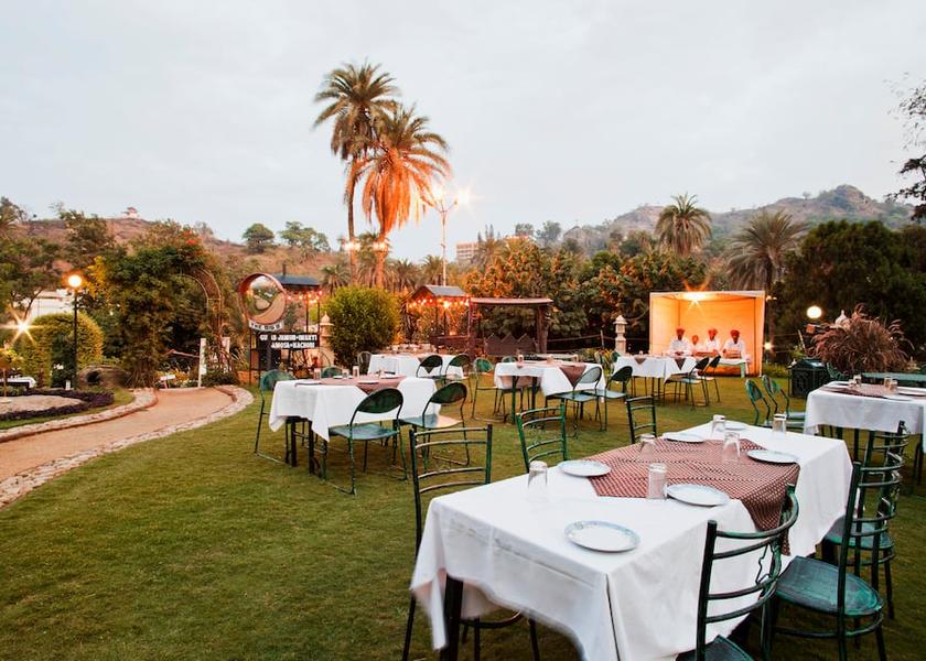 Rajasthan Mount Abu Open Restaurant