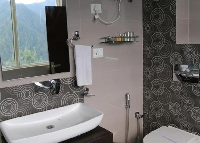 Himachal Pradesh Narkanda Deluxe Room
