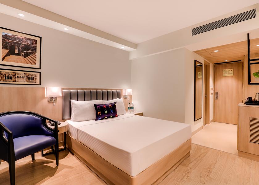 Maharashtra Pune Deluxe Double Room