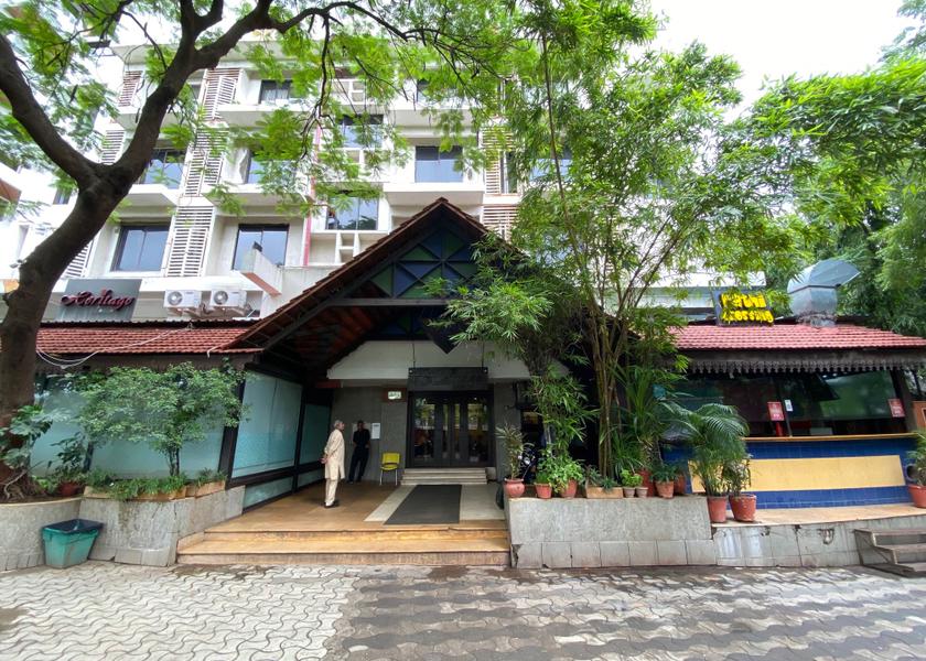 Maharashtra Nagpur Hotel Exterior