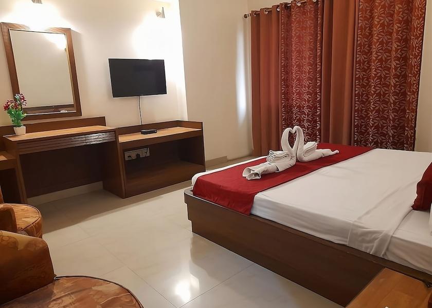 Uttar Pradesh Ghaziabad Deluxe Double Room, 1 King Bed