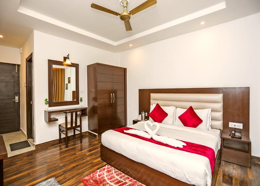 Himachal Pradesh Dalhousie Exotic Room With Balcony