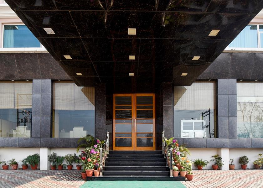 Uttarakhand Haridwar Hotel Exterior