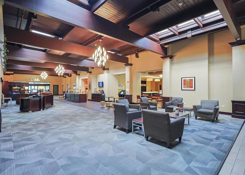 Illinois Gurnee Lobby