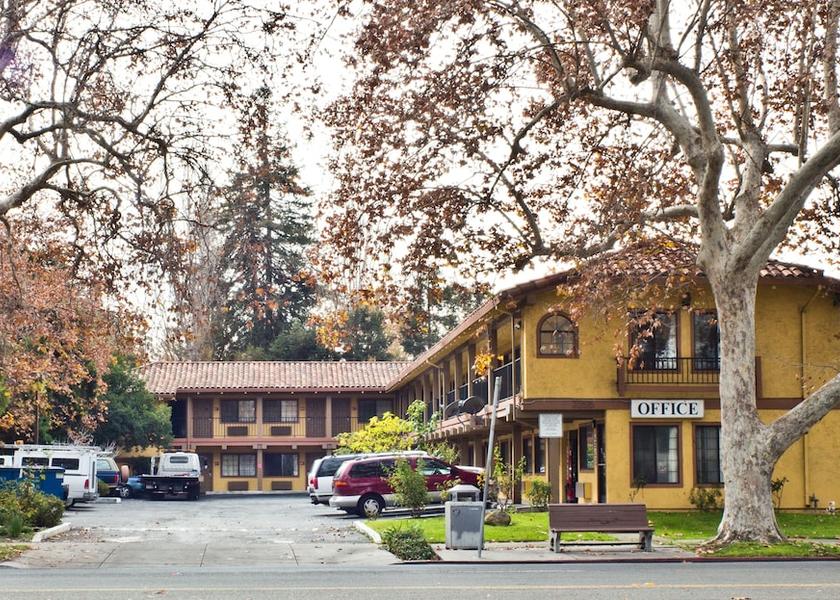 California San Jose Front of property