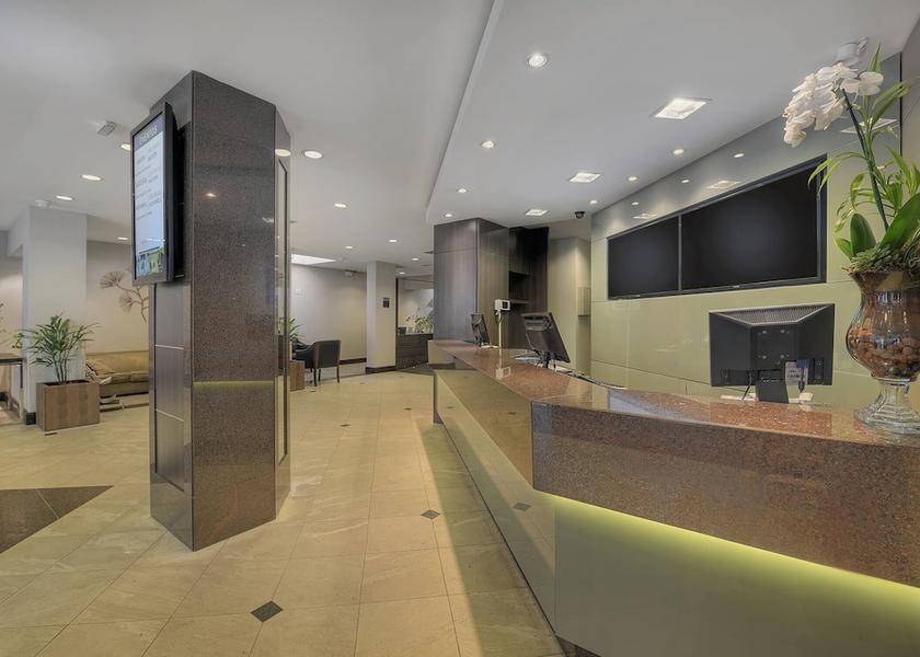 Paraná Curitiba Reception