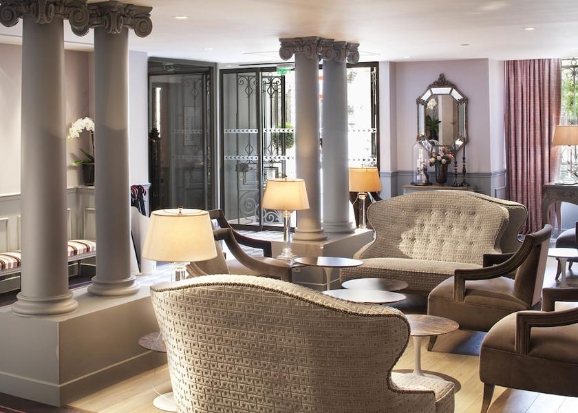Île-de-France Paris Lobby sitting area
