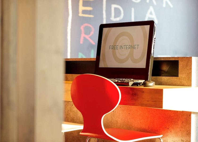 Flemish Region Machelen Sports Bar