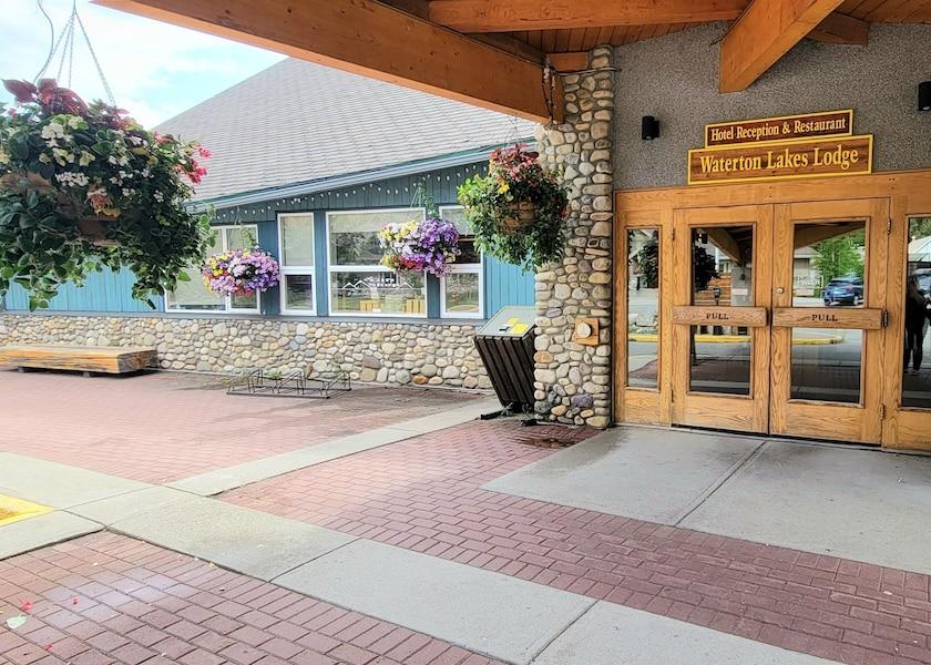 Alberta Waterton Park Front of property
