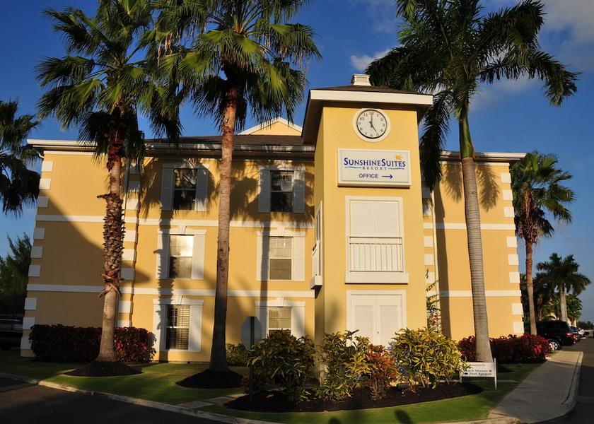  Seven Mile Beach Facade