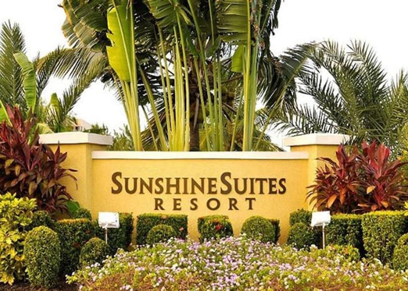  Seven Mile Beach Entrance