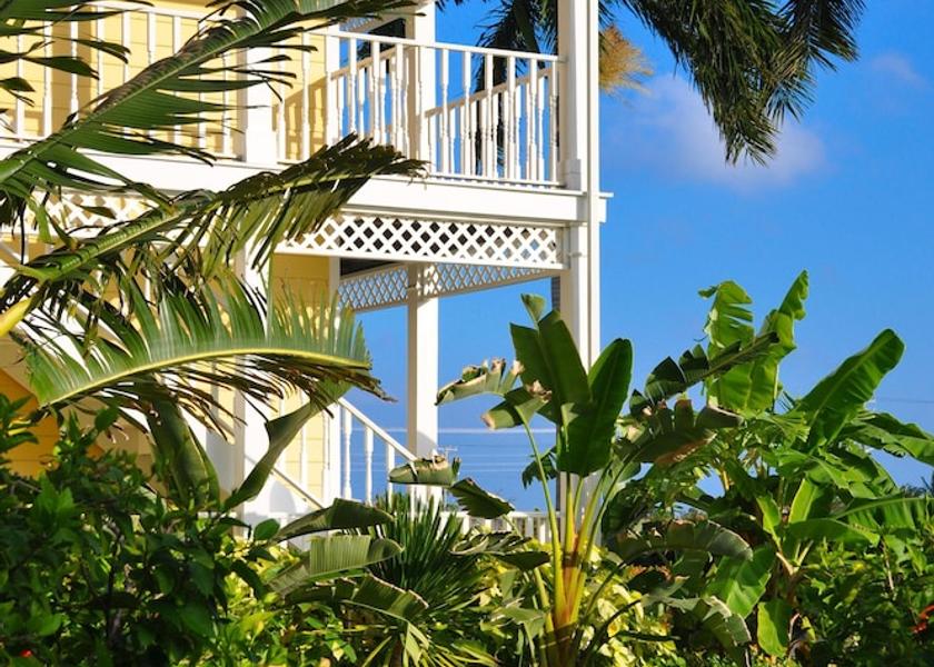  Seven Mile Beach Exterior Detail